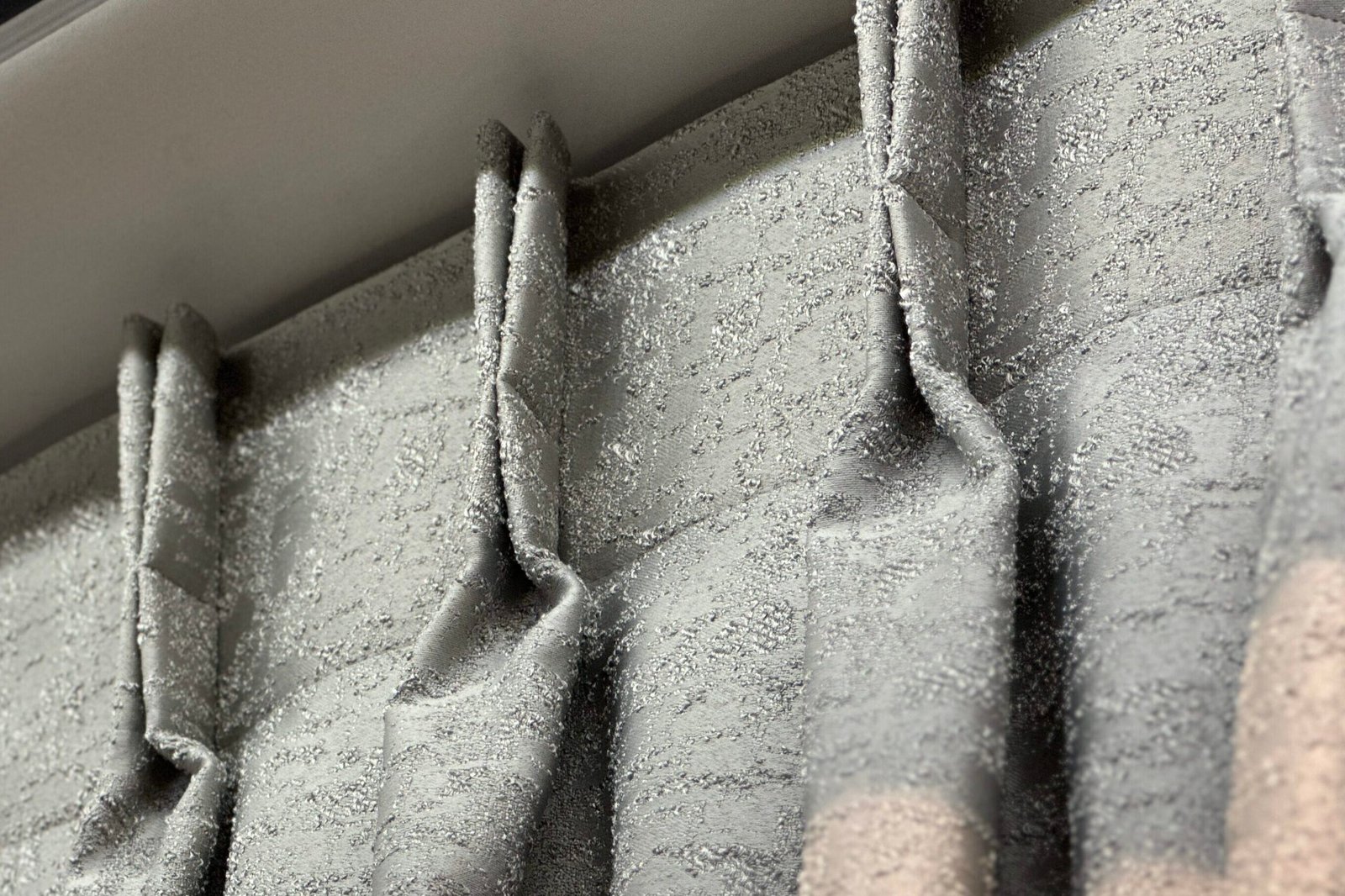 Double pleated curtain